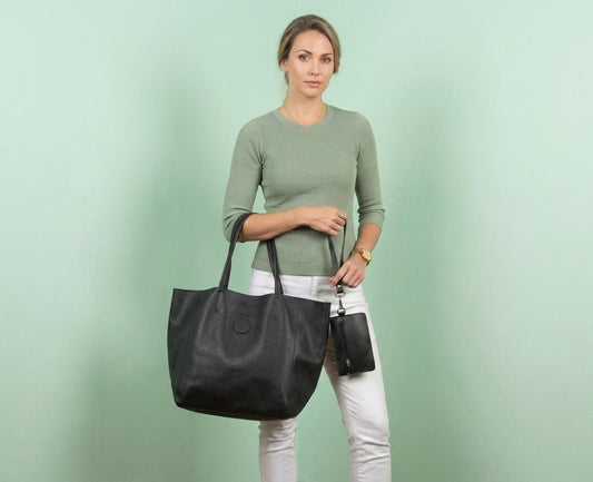Everyday Slouchy Tote in Full-Grain Leather – Black Edition