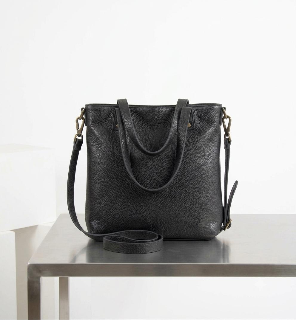 The Artisan Black Leather Tote: Versatile Shopper & Shoulder Bag