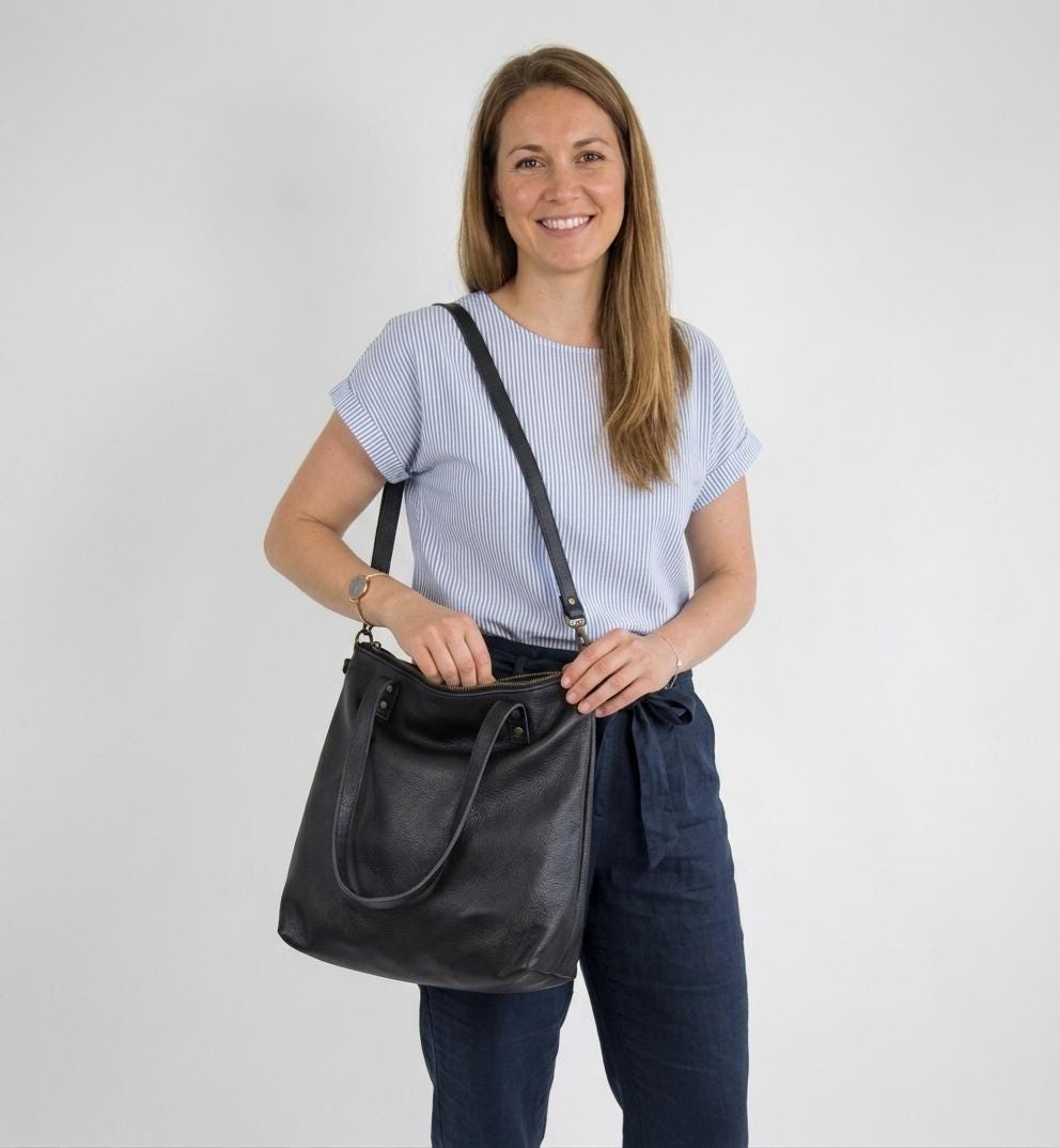 The Artisan Black Leather Tote: Versatile Shopper & Shoulder Bag