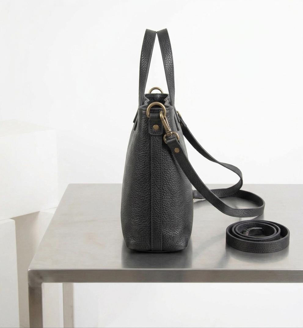 The Artisan Black Leather Tote: Versatile Shopper & Shoulder Bag